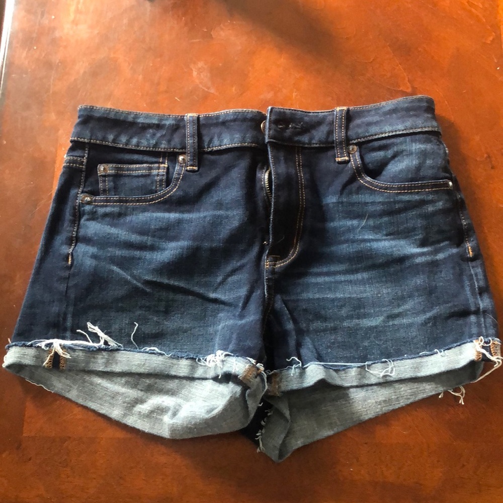 AEO hi-rise shortie, like new!